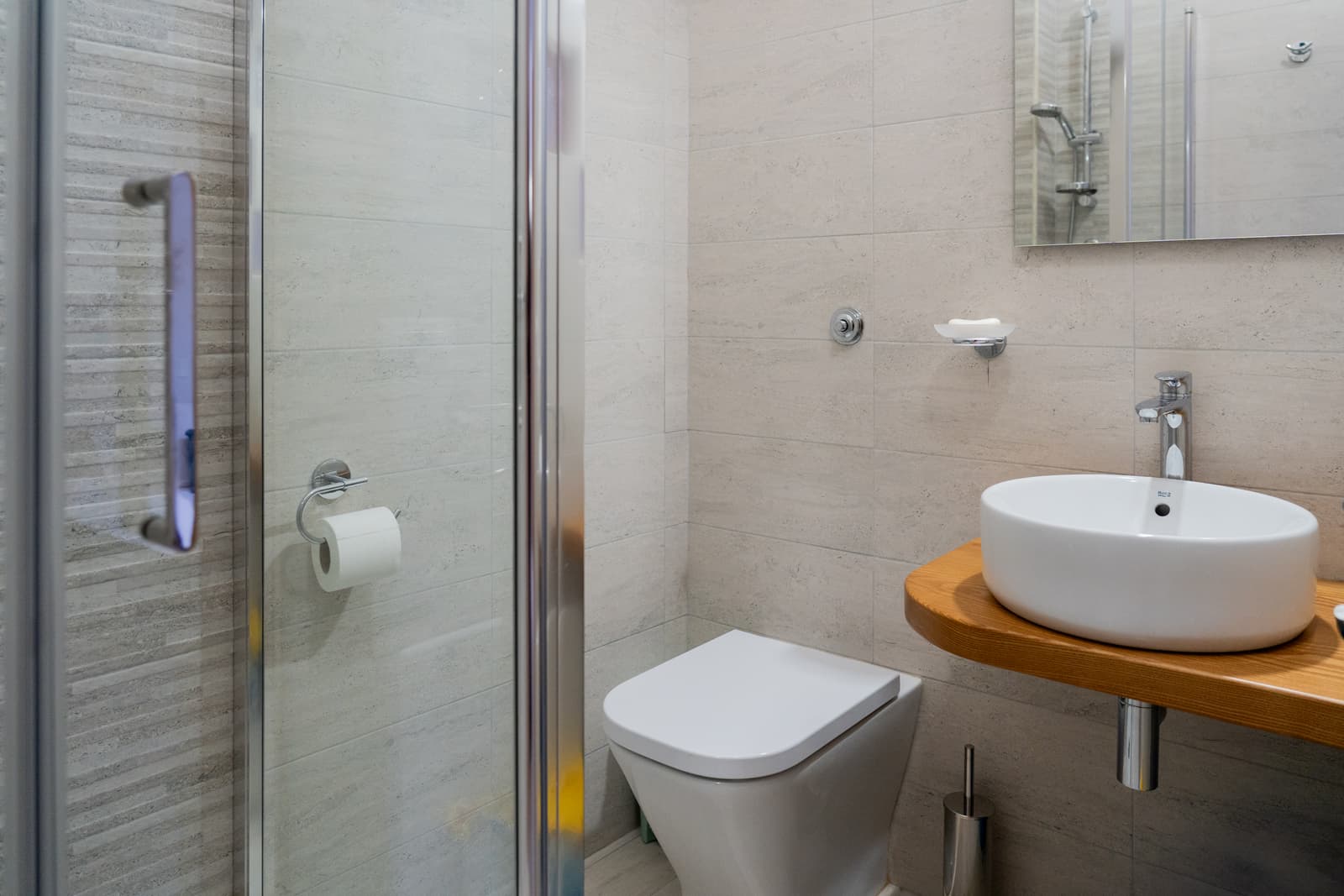 Villa Fresia, east apartment with terrace - Thumbnail 6