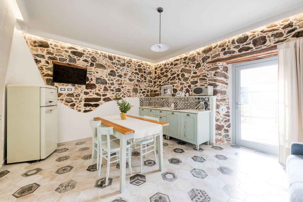 Tzia Rosaria Mansion - Thumbnail 10