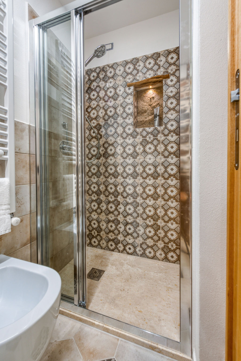 Tzia Rosaria Mansion - Thumbnail 5