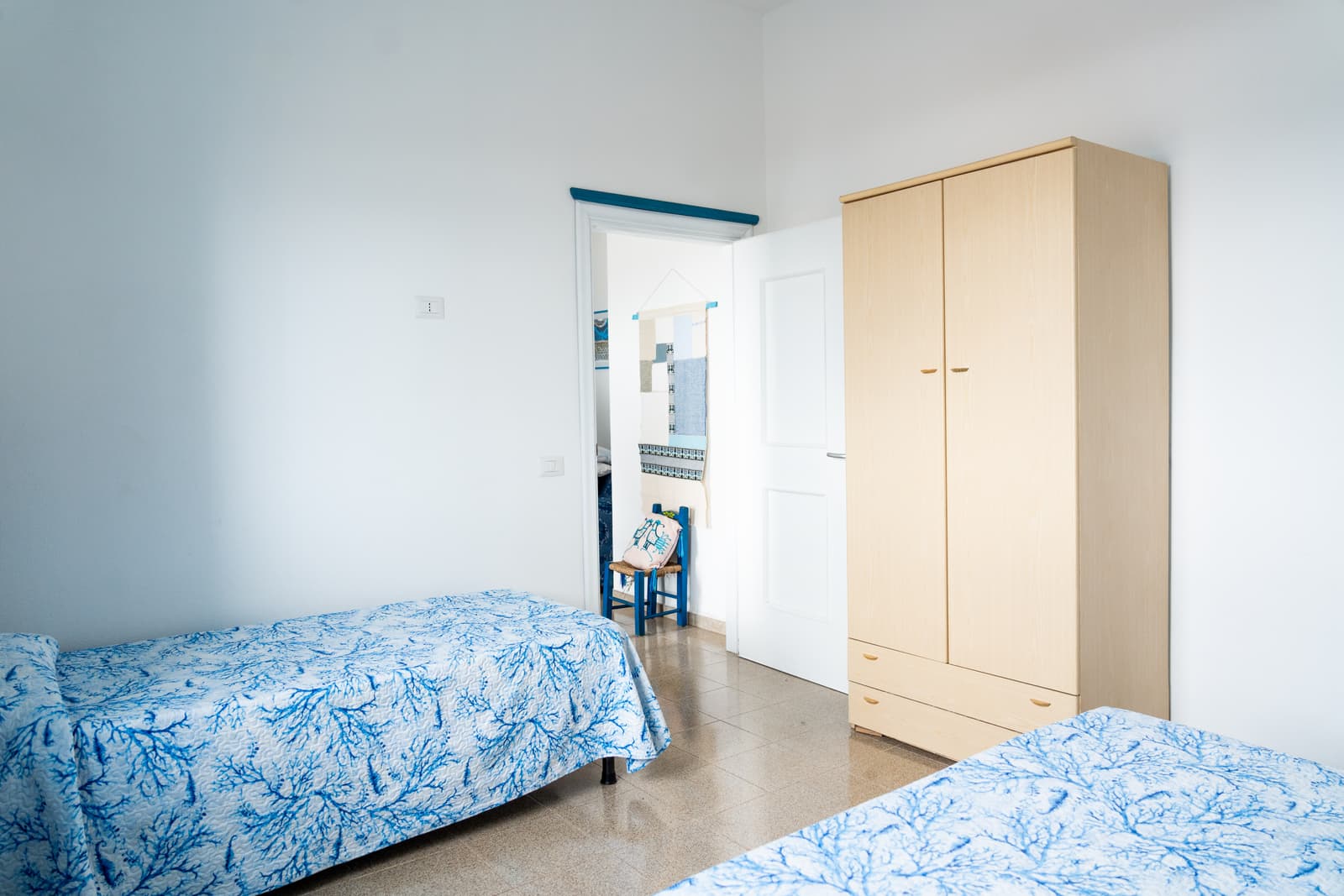 Hübsche Zwei-Zimmer-Wohnung am Meer in Santa Lucia - Thumbnail 4